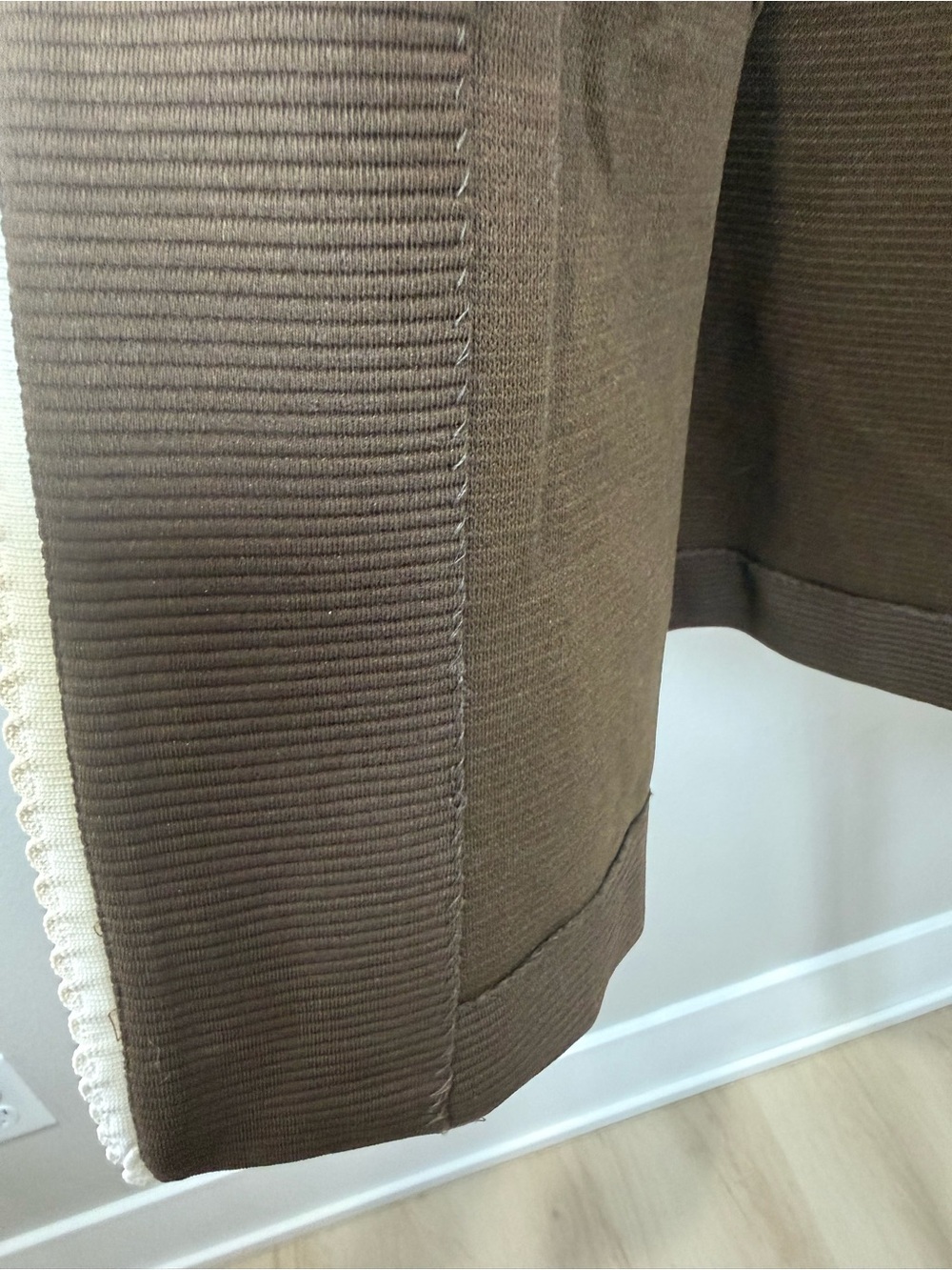 Vintage Brown Ribbed Knit Scalloped Collar Cardigan Jacket - Picture 4 of 4